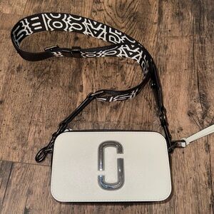 Marc Jacobs White and Black Crossbody Bag with Geometric Strap